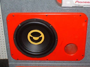 bazooka subwoofer csw1014.jpg