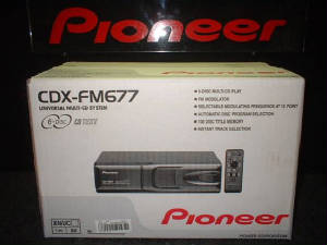 Pioneer CDX-FM677 CD Changer Fm